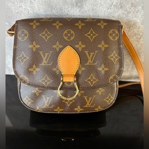 SOLD.  Authentic Louis Vuitton Saint Cloud MM